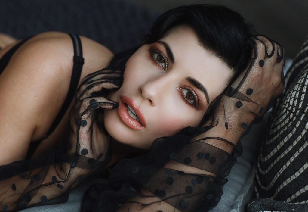 woman, model, makeup, feminity, portrait